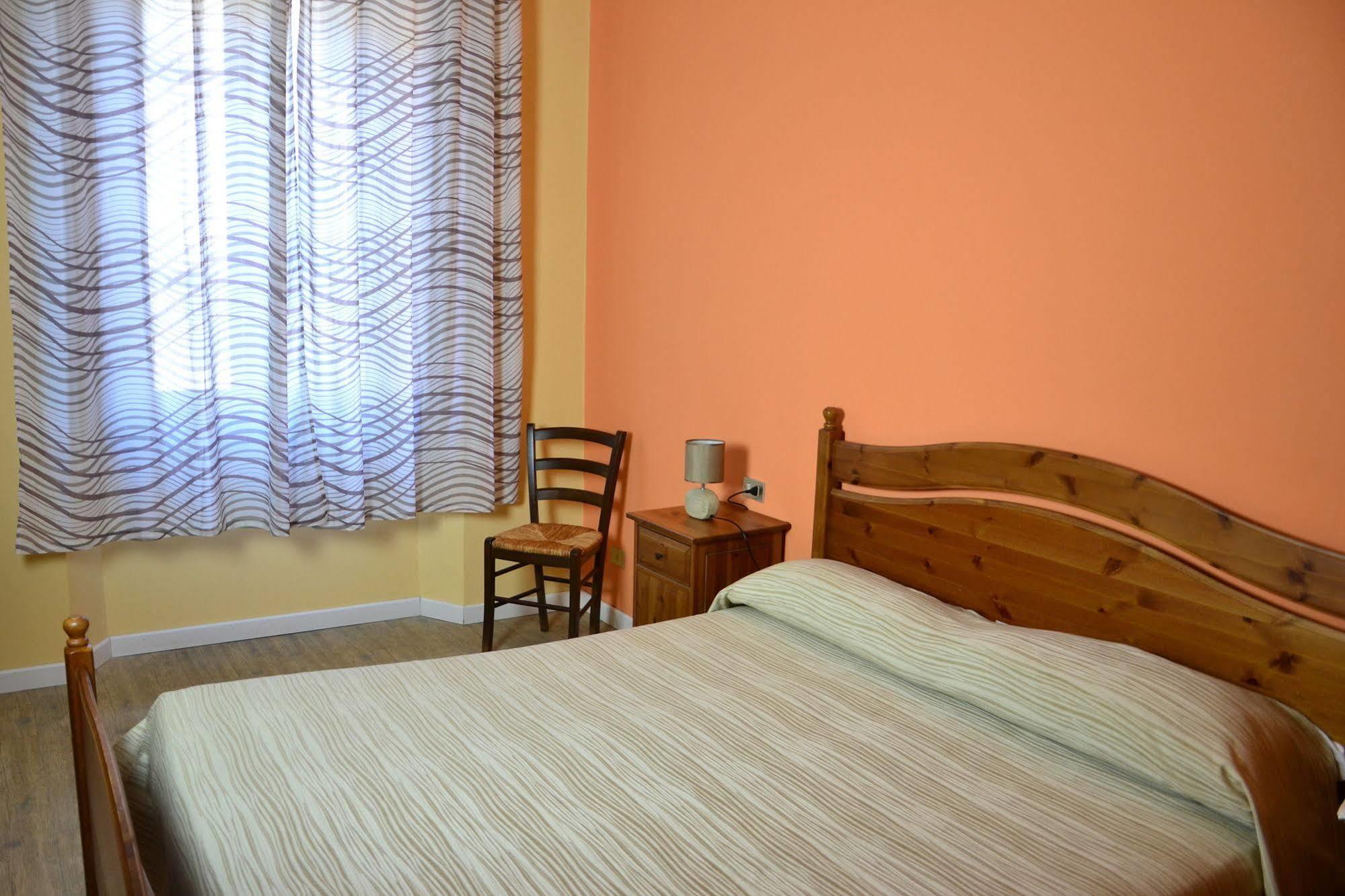 Acomodação com café da manhã  B&B Leopoldo&APARTEMENTS 3*