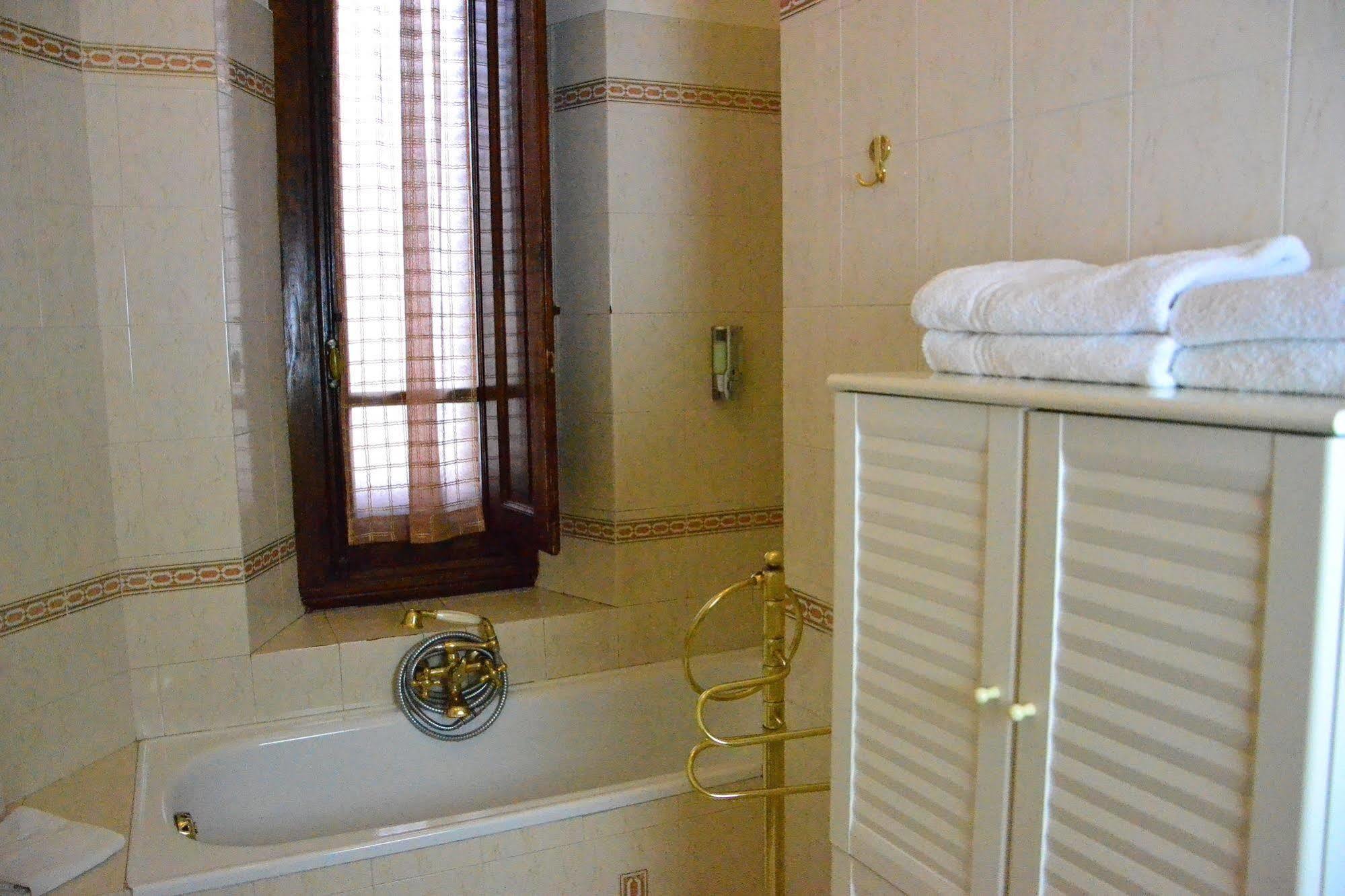 B&B Leopoldo&APARTEMENTS 3* Florença