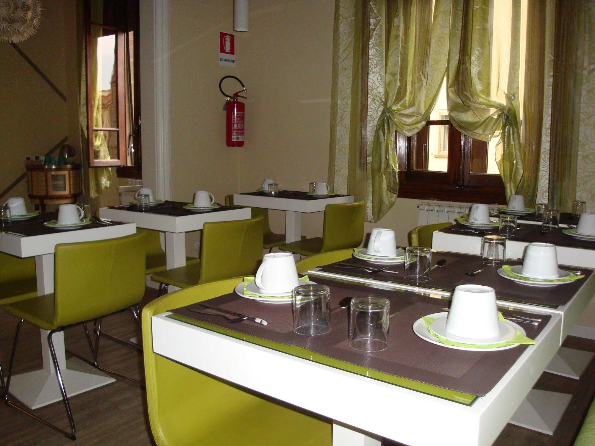 B&B Leopoldo&APARTEMENTS 3* Florença
