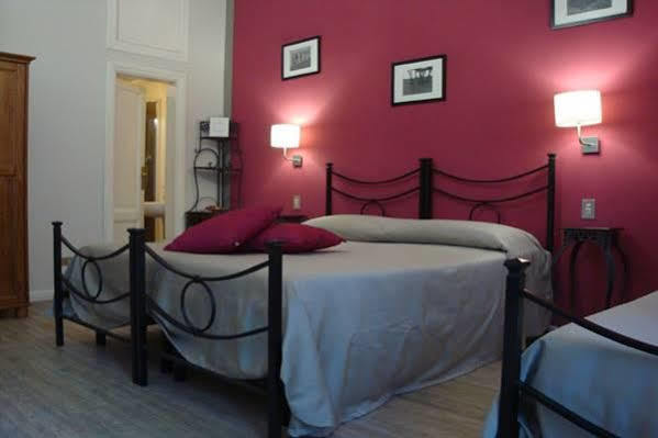 Acomodação com café da manhã  B&B Leopoldo&APARTEMENTS Florença
